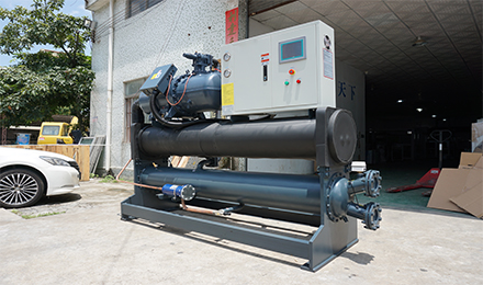 冷水機(jī)壓縮機(jī)出現(xiàn)結(jié)冰現(xiàn)象該如何進(jìn)行解決？